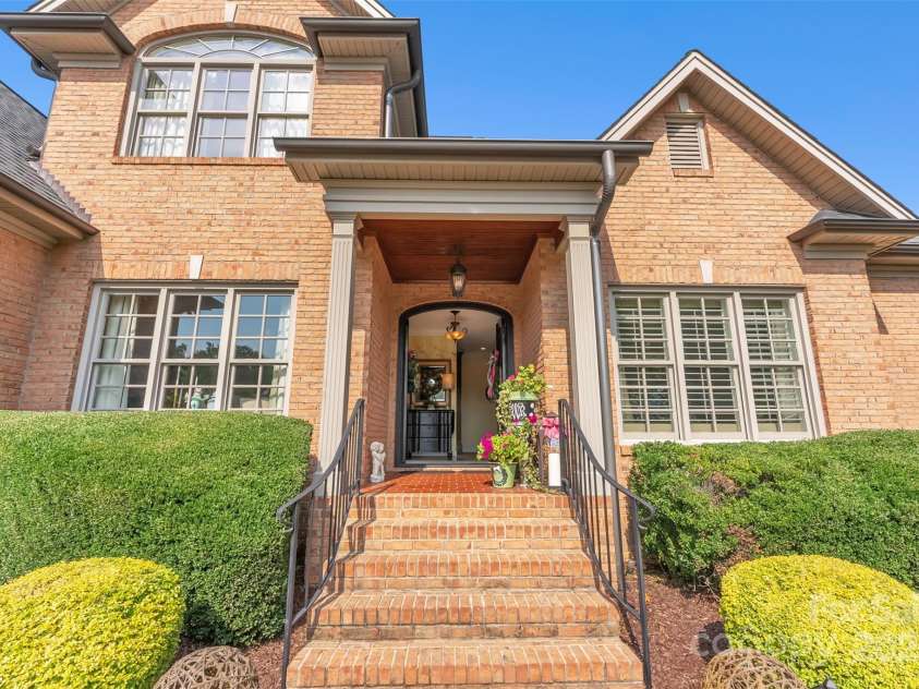 3759 Sand Wedge Drive, Gastonia, NC 28056.  MLS# CAR4224462, YatesRealty ID 4003. 