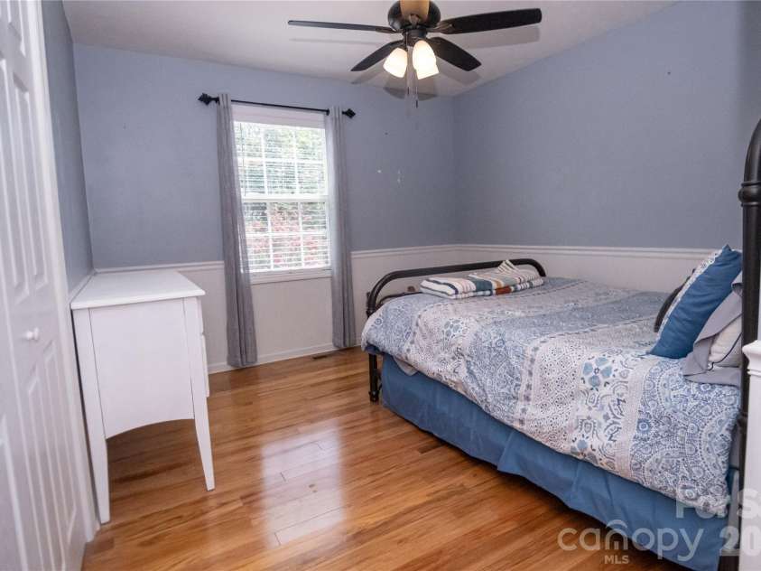 202 Raintree Lane, Morganton, NC 28655.  MLS# CAR4405273, YatesRealty ID 40030. 