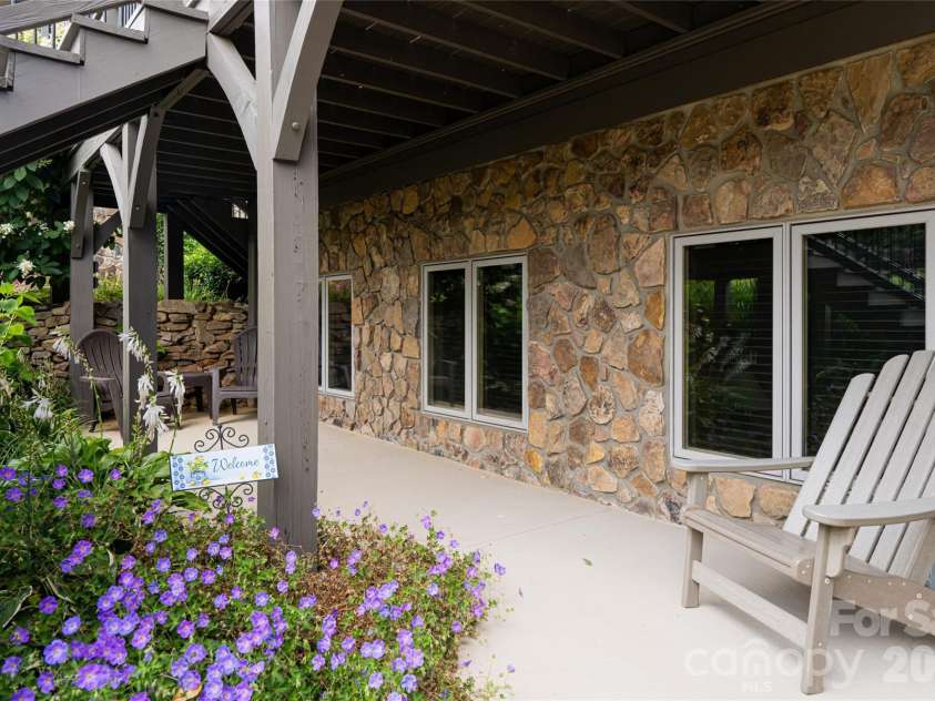 649 Panoramic Loop, Maggie Valley, NC 28751.  MLS# CAR4360546, YatesRealty ID 40031. Lower patio
