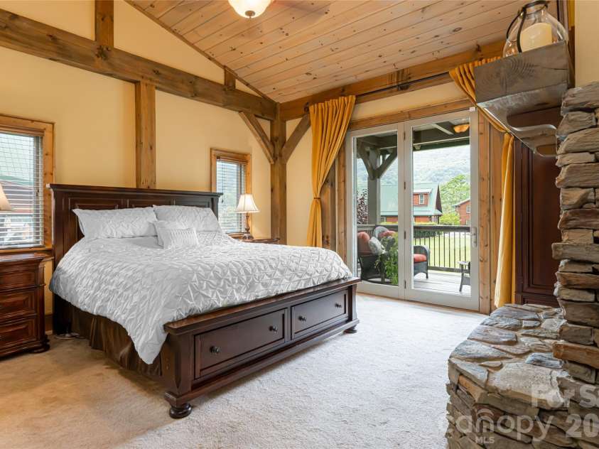649 Panoramic Loop, Maggie Valley, NC 28751.  MLS# CAR4360546, YatesRealty ID 40031. Primary bedroom