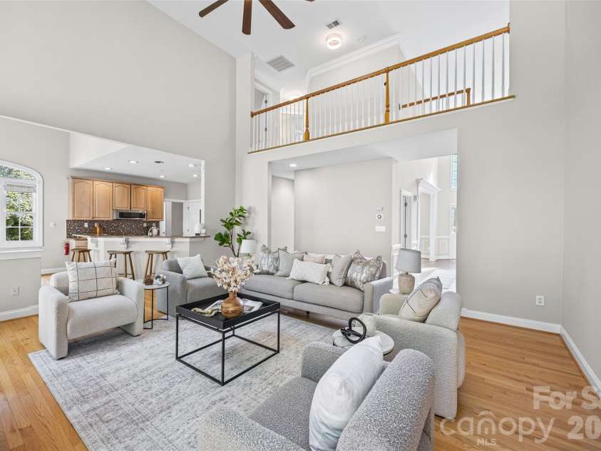 6917 Riesman Lane, Charlotte, NC 28210.  MLS# CAR4406253, YatesRealty ID 40035. 