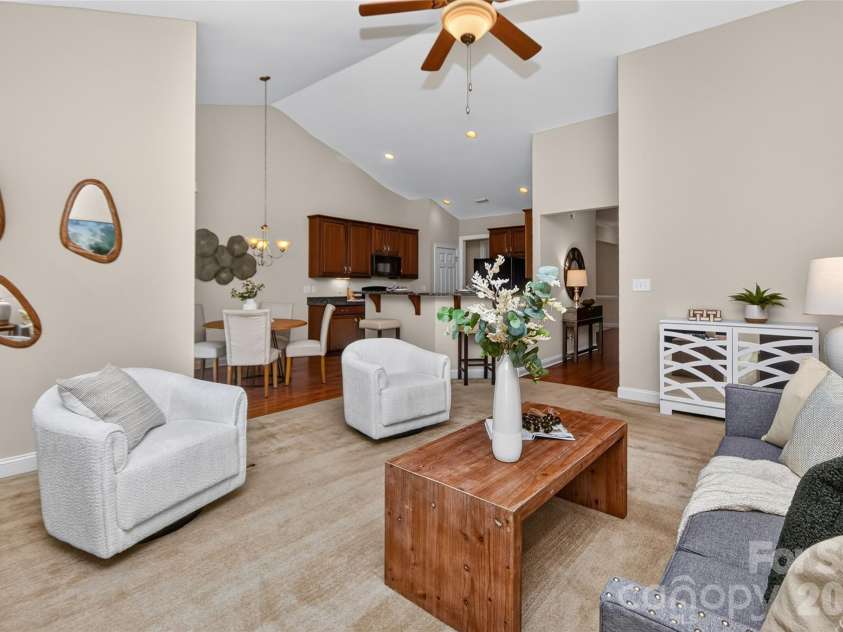 1205 Williamstown Road, Matthews, NC 28105.  MLS# CAR4404692, YatesRealty ID 40037. 