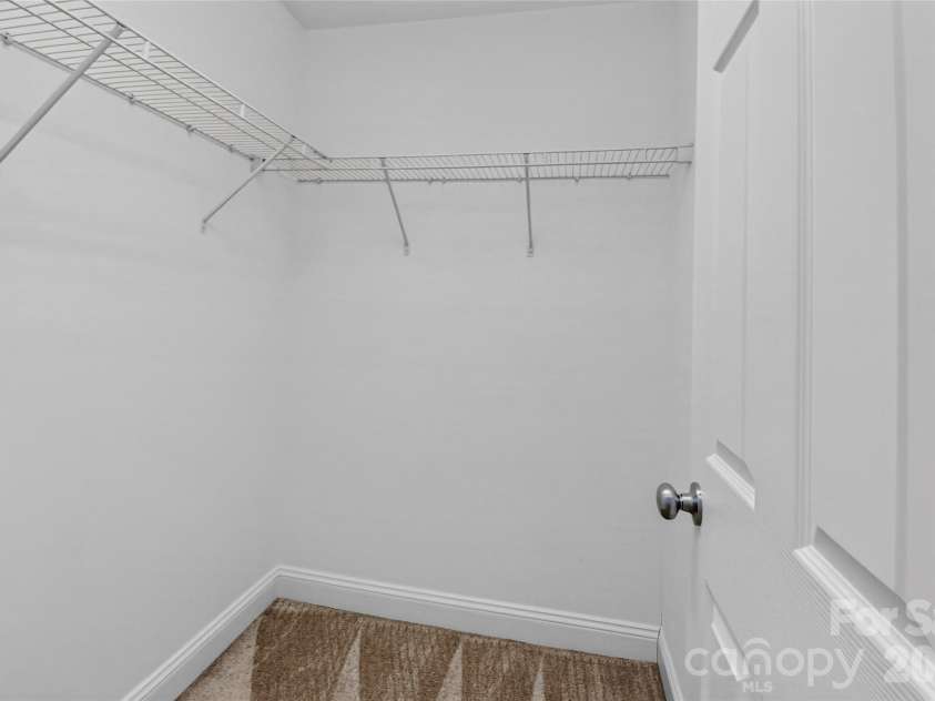 1205 Williamstown Road, Matthews, NC 28105.  MLS# CAR4404692, YatesRealty ID 40037. 