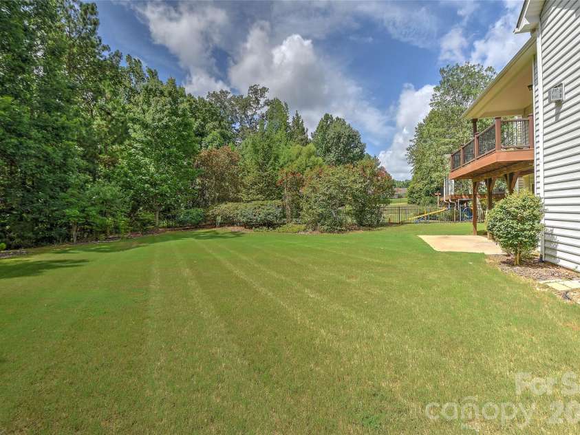 1205 Williamstown Road, Matthews, NC 28105.  MLS# CAR4404692, YatesRealty ID 40037. 