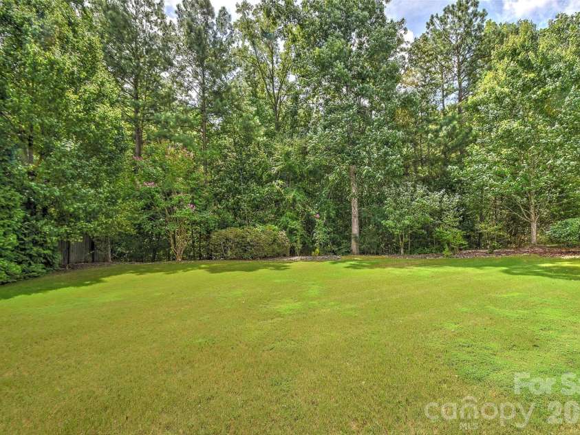 1205 Williamstown Road, Matthews, NC 28105.  MLS# CAR4404692, YatesRealty ID 40037. 