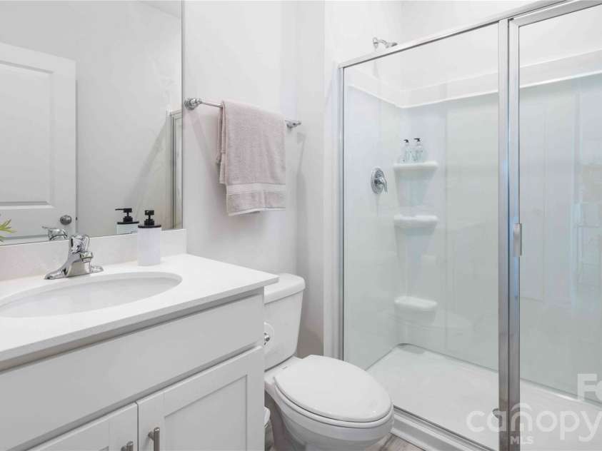15016 Murrelet Way, Charlotte, NC 28215.  MLS# CAR4398295, YatesRealty ID 40038. 