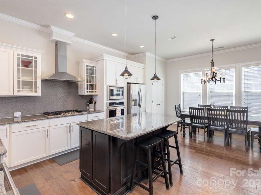 234 Iverson Way, Charlotte, NC 28203.  MLS# CAR4227452, YatesRealty ID 4004. 