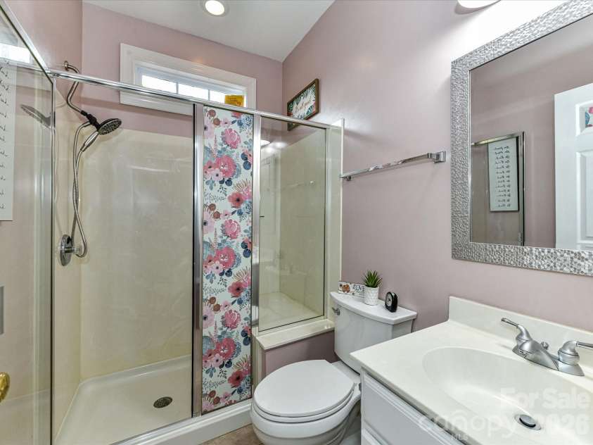 3619 Savannah Hills Drive, Matthews, NC 28105.  MLS# CAR4325650, YatesRealty ID 4004. 3rd Full Bathroom