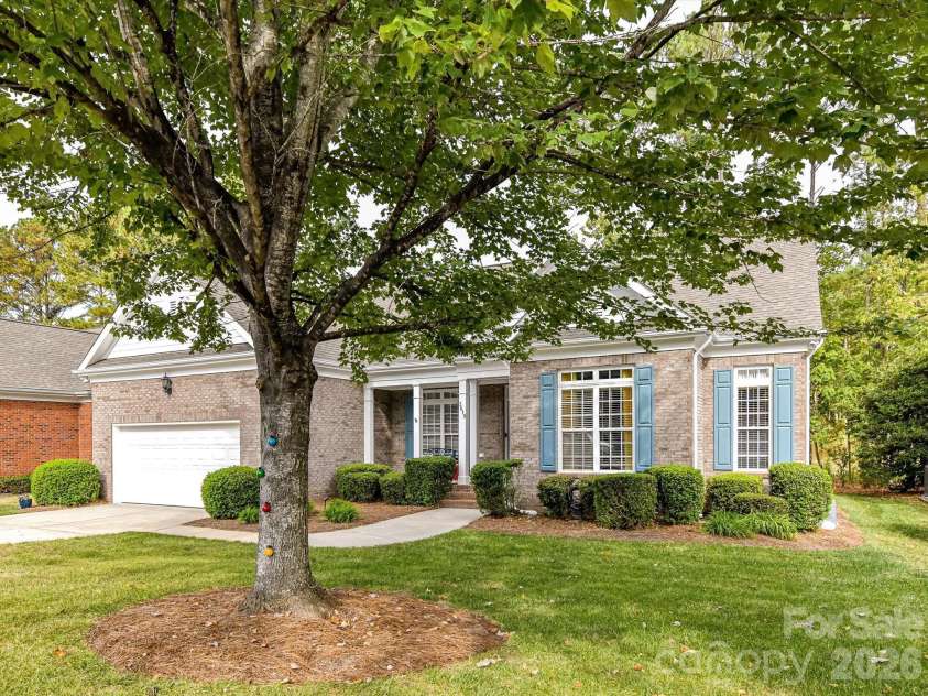 3619 Savannah Hills Drive, Matthews, NC 28105.  MLS# CAR4325650, YatesRealty ID 4004. 
