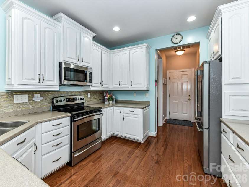 3619 Savannah Hills Drive, Matthews, NC 28105.  MLS# CAR4325650, YatesRealty ID 4004. 