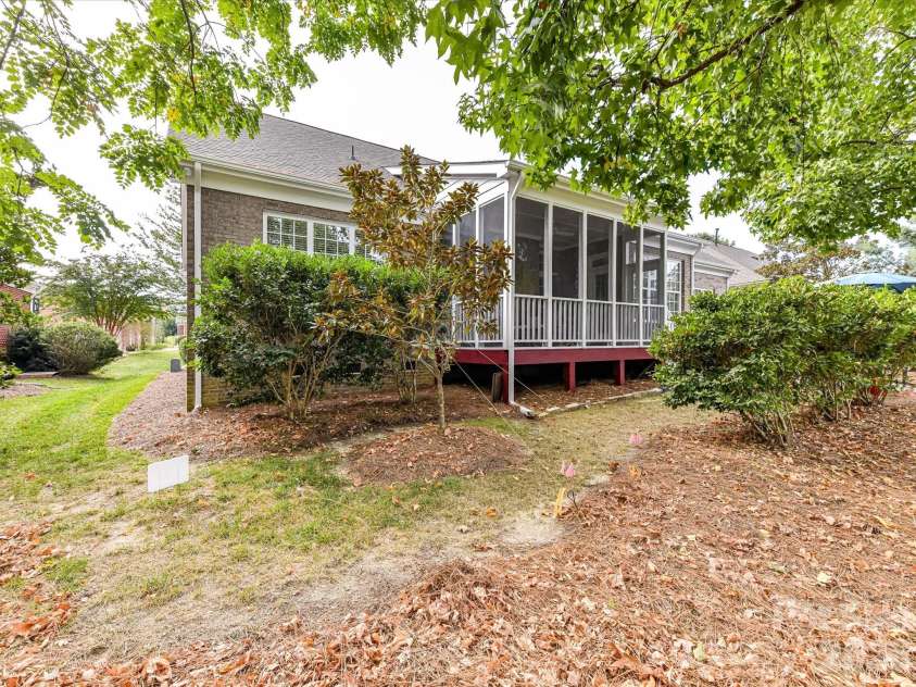 3619 Savannah Hills Drive, Matthews, NC 28105.  MLS# CAR4325650, YatesRealty ID 4004. Backyard Maintained By HOA