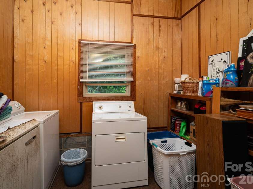 5958 Hoover Elmore Road, Lincolnton, NC 28092.  MLS# CAR4357413, YatesRealty ID 4004. 