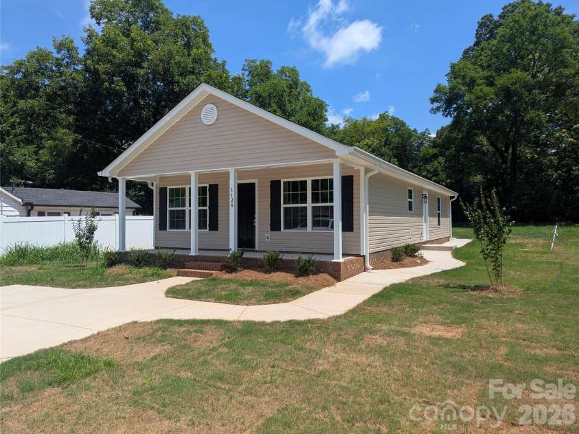 1126 Hoyle Street, Rock Hill, SC 29732.  MLS# CAR4404551, YatesRealty ID 40043. Exterior Front