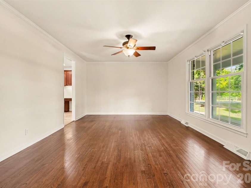 10858 Barberville Road, Fort Mill, SC 29707.  MLS# CAR4406368, YatesRealty ID 40044. 