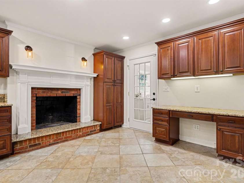 10858 Barberville Road, Fort Mill, SC 29707.  MLS# CAR4406368, YatesRealty ID 40044. 
