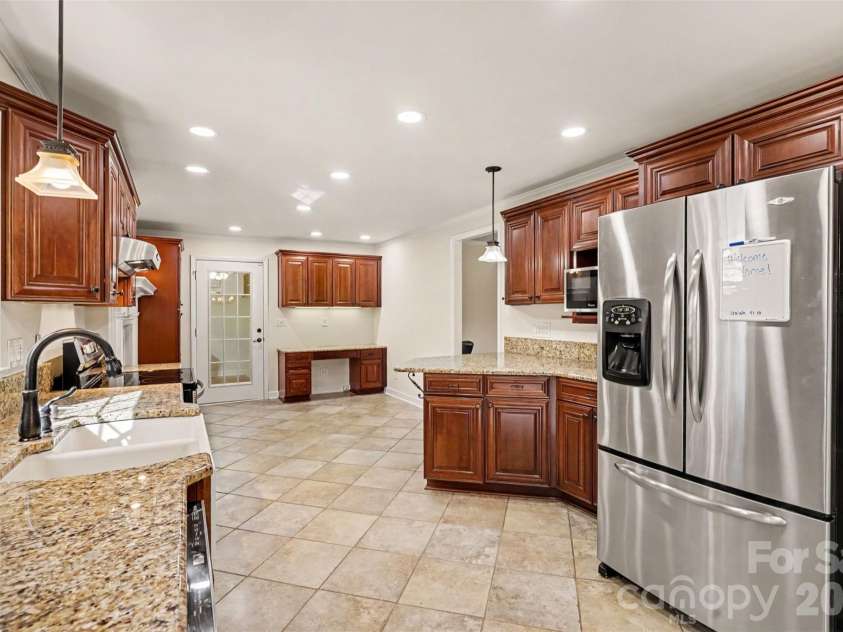 10858 Barberville Road, Fort Mill, SC 29707.  MLS# CAR4406368, YatesRealty ID 40044. 