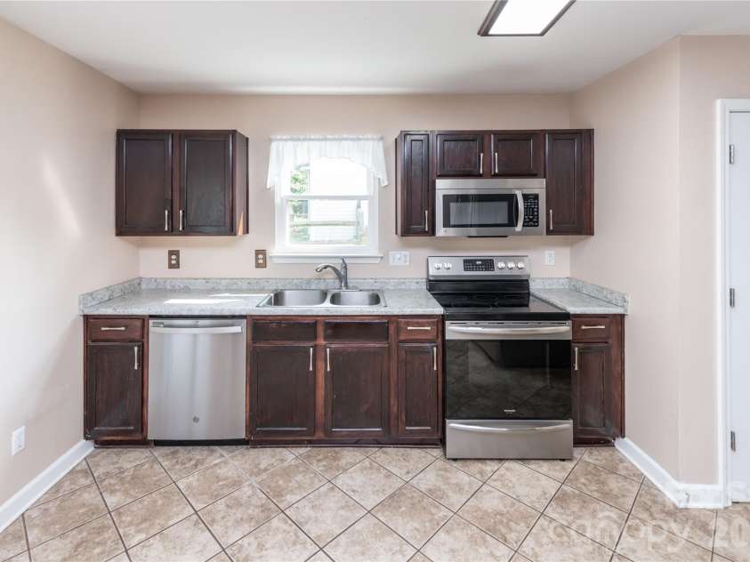 266 Kendra Drive, Concord, NC 28025.  MLS# CAR4401162, YatesRealty ID 40046. 