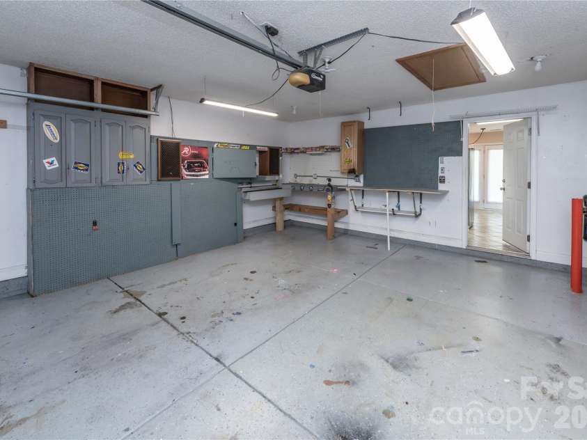 266 Kendra Drive, Concord, NC 28025.  MLS# CAR4401162, YatesRealty ID 40046. 