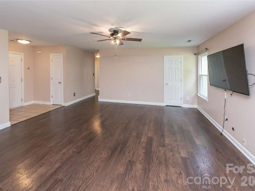 266 Kendra Drive, Concord, NC 28025.  MLS# CAR4401162, YatesRealty ID 40046. 