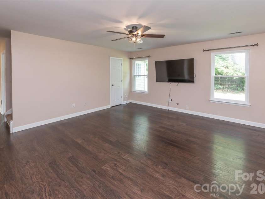 266 Kendra Drive, Concord, NC 28025.  MLS# CAR4401162, YatesRealty ID 40046. 