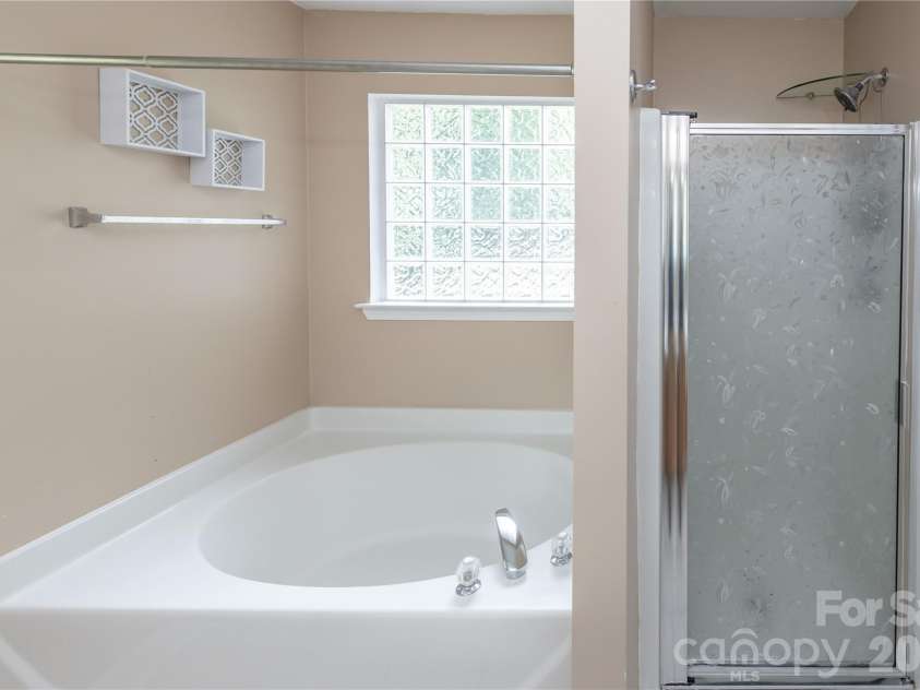 266 Kendra Drive, Concord, NC 28025.  MLS# CAR4401162, YatesRealty ID 40046. 