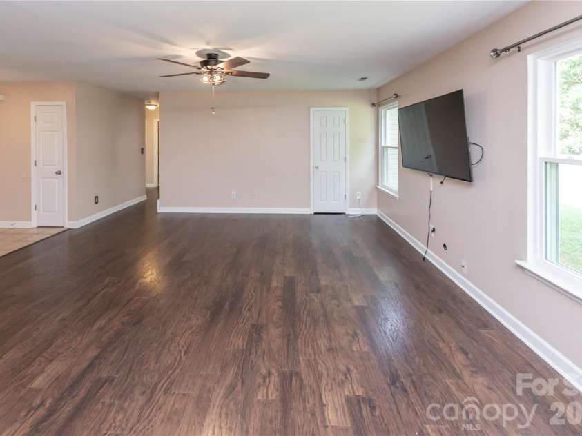 266 Kendra Drive, Concord, NC 28025.  MLS# CAR4401162, YatesRealty ID 40046. Living room