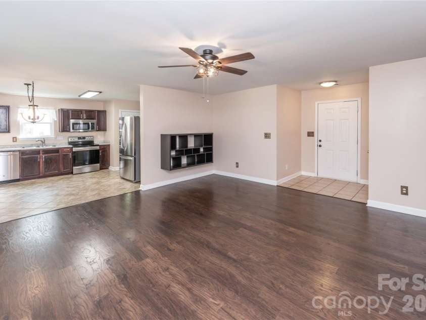 266 Kendra Drive, Concord, NC 28025.  MLS# CAR4401162, YatesRealty ID 40046. Open floorpan