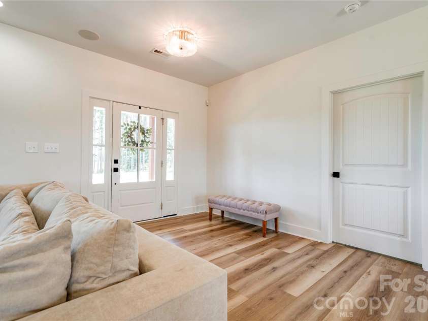 1405 Derby Drive, Shelby, NC 28150.  MLS# CAR4402814, YatesRealty ID 40047. 