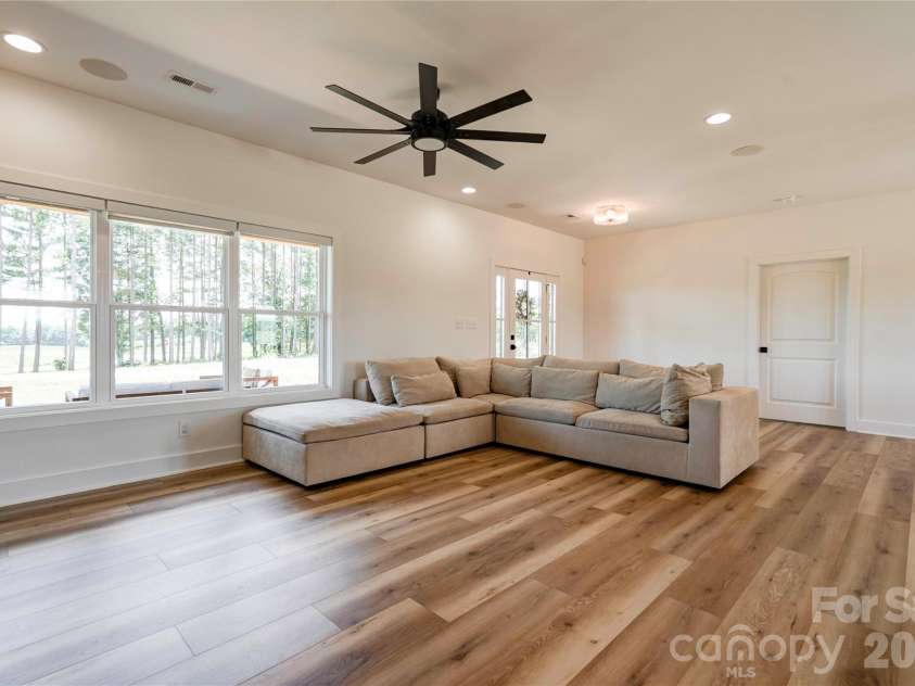 1405 Derby Drive, Shelby, NC 28150.  MLS# CAR4402814, YatesRealty ID 40047. 