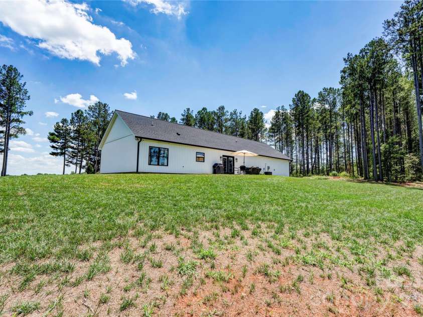 1405 Derby Drive, Shelby, NC 28150.  MLS# CAR4402814, YatesRealty ID 40047. 