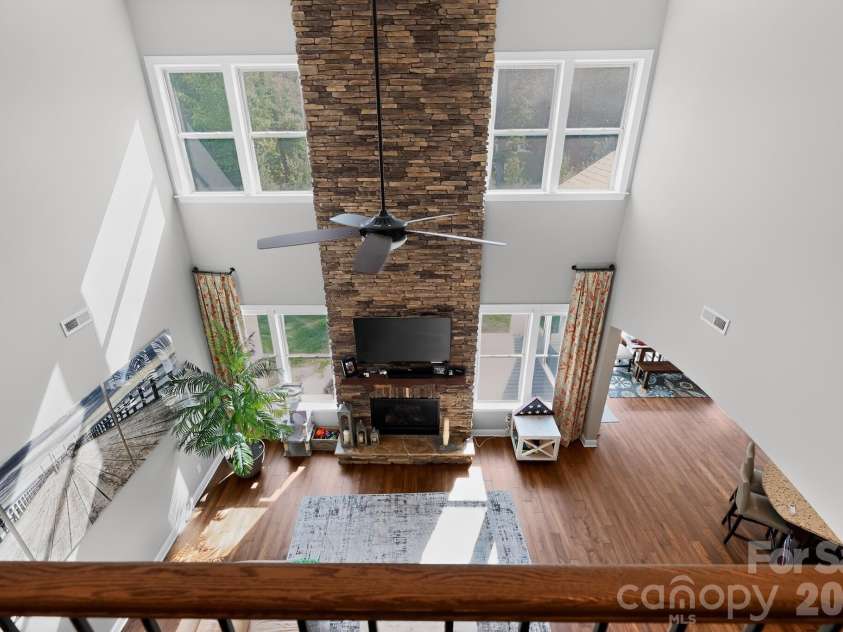1016 Kara Court, Matthews, NC 28104.  MLS# CAR4406880, YatesRealty ID 40048. 