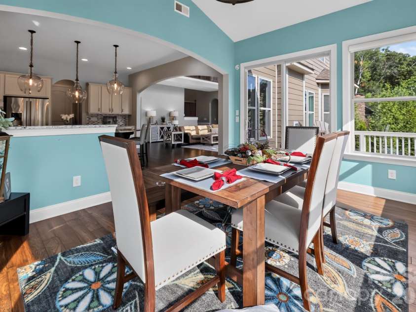 1016 Kara Court, Matthews, NC 28104.  MLS# CAR4406880, YatesRealty ID 40048. 