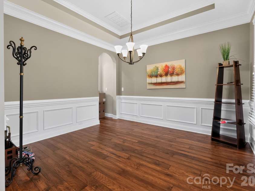 1016 Kara Court, Matthews, NC 28104.  MLS# CAR4406880, YatesRealty ID 40048. 