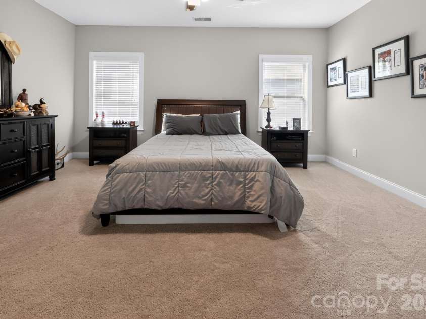 1016 Kara Court, Matthews, NC 28104.  MLS# CAR4406880, YatesRealty ID 40048. 