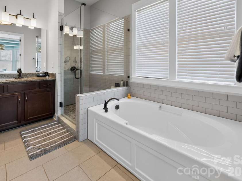 1016 Kara Court, Matthews, NC 28104.  MLS# CAR4406880, YatesRealty ID 40048. 