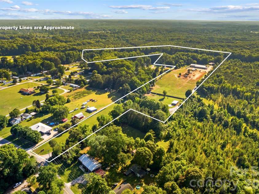 1124 Majolica Road, Salisbury, NC 28147.  MLS# CAR4394256, YatesRealty ID 40049. 