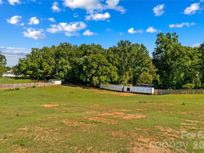 1124 Majolica Road, Salisbury, NC 28147.  MLS# CAR4394256, YatesRealty ID 40049. 