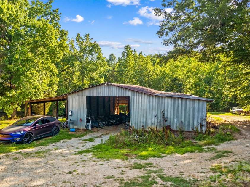 1124 Majolica Road, Salisbury, NC 28147.  MLS# CAR4394256, YatesRealty ID 40049. 
