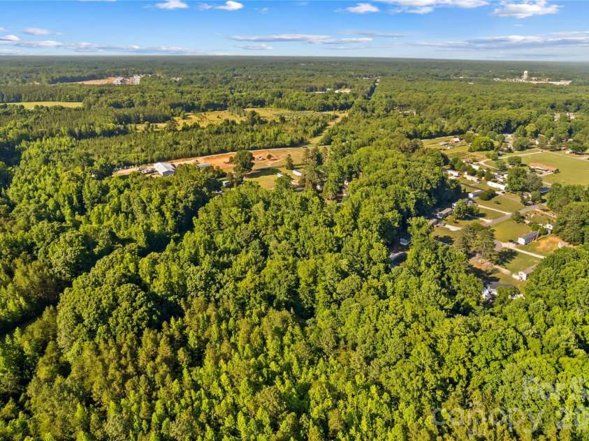 1124 Majolica Road, Salisbury, NC 28147.  MLS# CAR4394256, YatesRealty ID 40049. 
