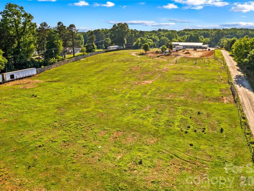1124 Majolica Road, Salisbury, NC 28147.  MLS# CAR4394256, YatesRealty ID 40049. 