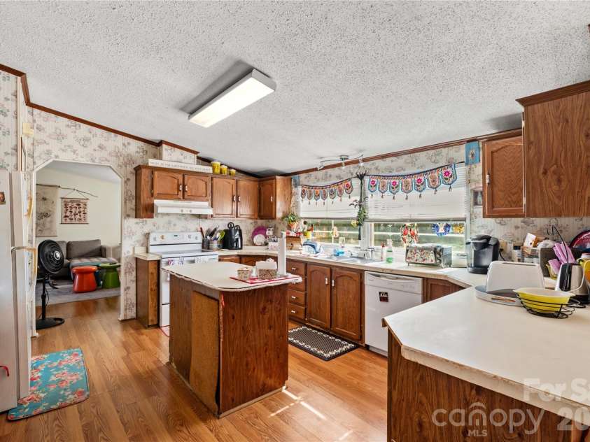 1124 Majolica Road, Salisbury, NC 28147.  MLS# CAR4394256, YatesRealty ID 40049. 