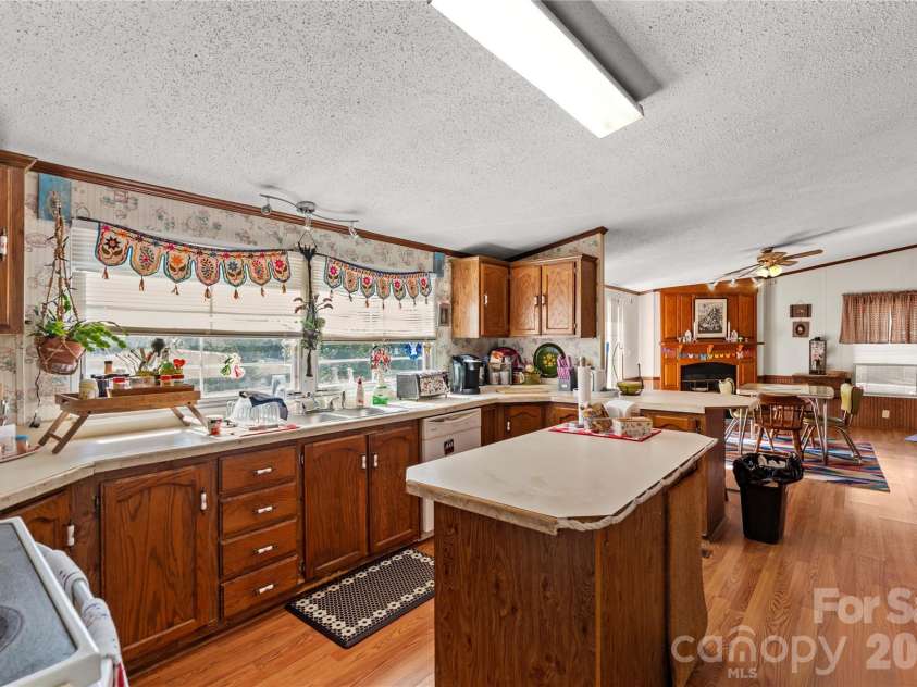 1124 Majolica Road, Salisbury, NC 28147.  MLS# CAR4394256, YatesRealty ID 40049. 