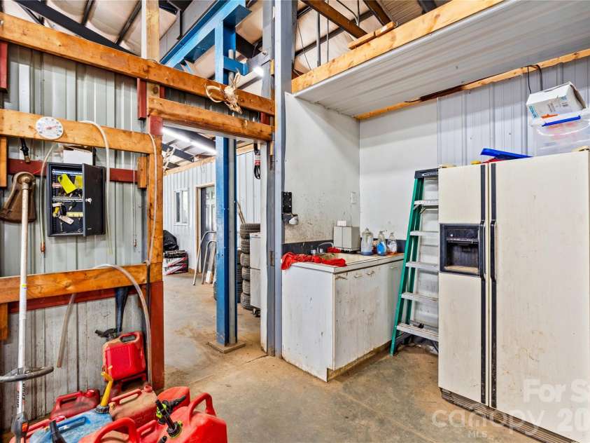1124 Majolica Road, Salisbury, NC 28147.  MLS# CAR4394256, YatesRealty ID 40049. 