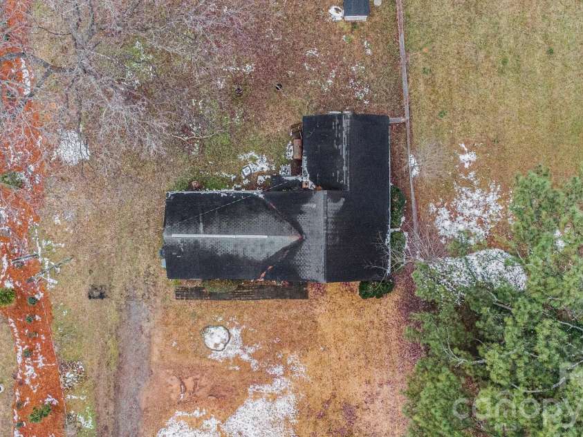 500 Tom Hunter Road, Charlotte, NC 28213.  MLS# CAR4343160, YatesRealty ID 4005. 