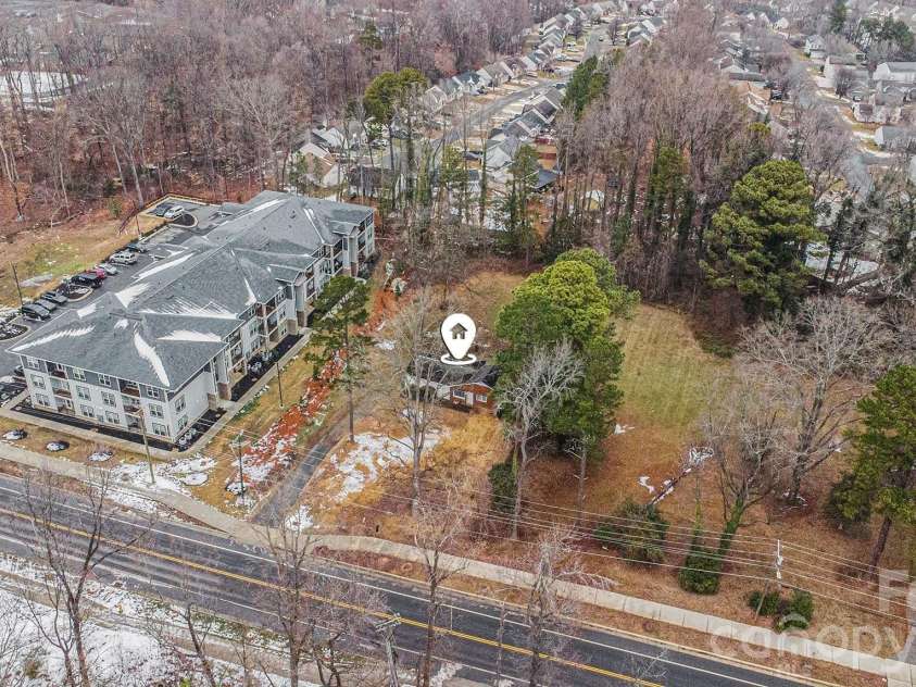 500 Tom Hunter Road, Charlotte, NC 28213.  MLS# CAR4343160, YatesRealty ID 4005. 
