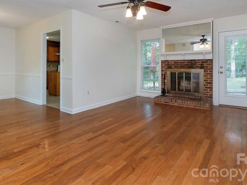 5209 Birchbark Lane, Charlotte, NC 28227.  MLS# CAR4407538, YatesRealty ID 40050. 