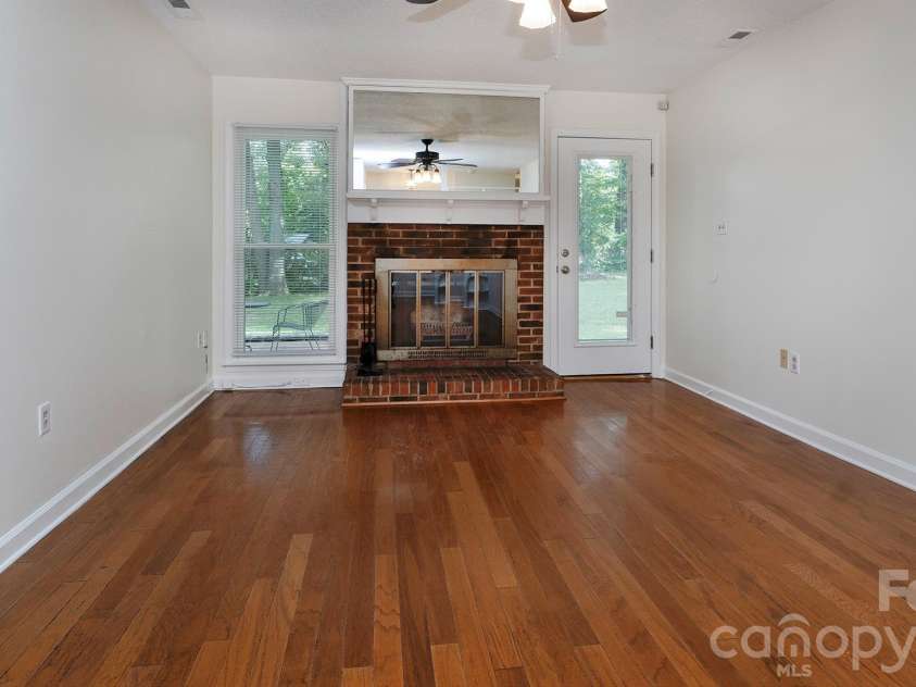 5209 Birchbark Lane, Charlotte, NC 28227.  MLS# CAR4407538, YatesRealty ID 40050. 