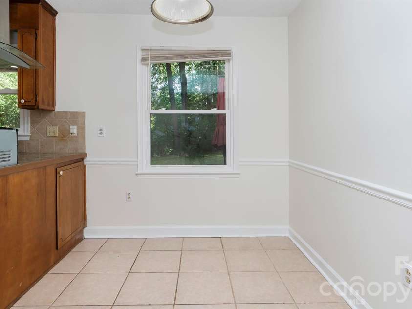 5209 Birchbark Lane, Charlotte, NC 28227.  MLS# CAR4407538, YatesRealty ID 40050. 