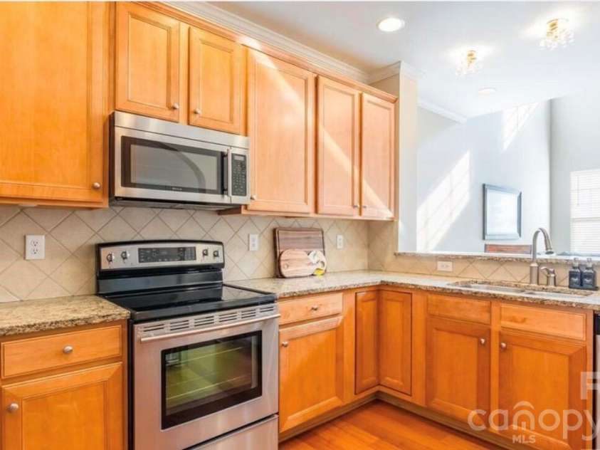 555 Pine Links Drive, Tega Cay, SC 29708.  MLS# CAR4407546, YatesRealty ID 40052. 