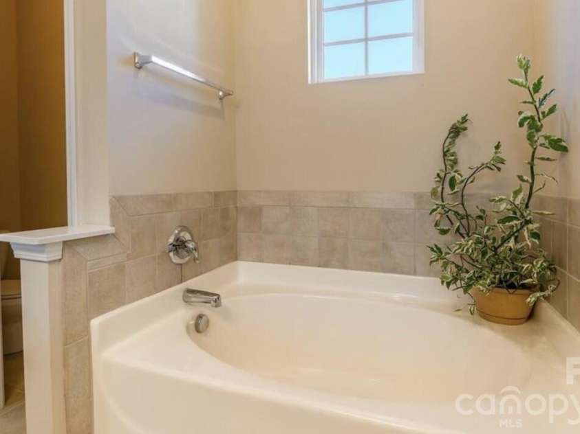 555 Pine Links Drive, Tega Cay, SC 29708.  MLS# CAR4407546, YatesRealty ID 40052. 
